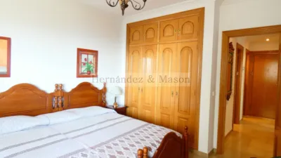 Piso en venta en La Carihuela, La Carihuela (Torremolinos) de 420.000 €