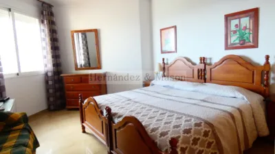 Piso en venta en La Carihuela, La Carihuela (Torremolinos) de 420.000 €