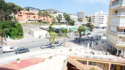 Piso en venta en La Carihuela, La Carihuela (Torremolinos) de 339.000 €
