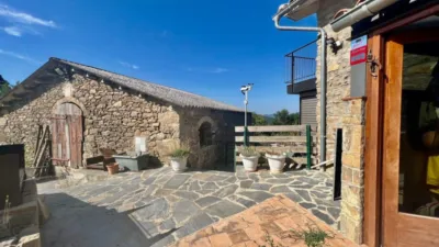 Rustic Finca on Camino Mas Els Amats photo 3