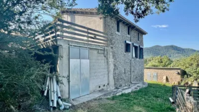 Rustic Finca on Camino Mas Els Amats photo 6