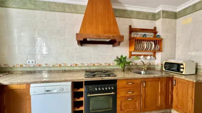 Casa adosada en venta en Venta del Sol, Mairena del Alcor de 135.000 €