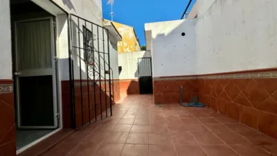 Casa adosada en venta en Venta del Sol, Mairena del Alcor de 135.000 €