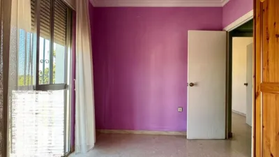 Casa adosada en venta en Venta del Sol, Mairena del Alcor de 135.000 €