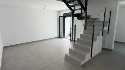 Casa adosada en venta en Instituto Blas Infante, El Viso del Alcor de 200.000 €