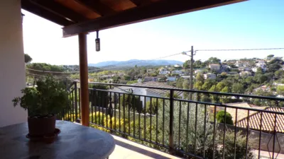 Casa en venta en Carrer Rovelló, 1, cerca de Carrer del Riu Segre, Maçanet de la Selva de 325.000 €