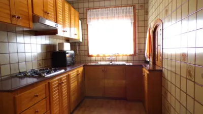 Casa en venta en Carrer Rovelló, 1, cerca de Carrer del Riu Segre, Maçanet de la Selva de 325.000 €