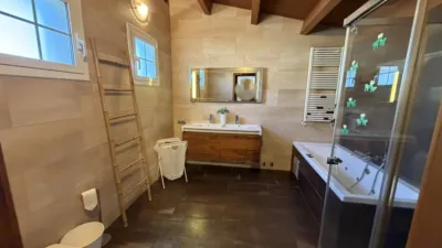 Casa en venta en Carrer Pio Baroja, 1, cerca de Avinguda Salvador Espriu, Urbanitzacions Terrabrava-Tordera Parc (Tordera) de 315.000 €