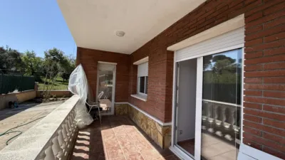 Casa en venta en Carrer del Consell de Cent, 1, Urbanitzacions Niàgara Parc-Àgora Parc-Roca-Rossa (Tordera) de 325.000 €