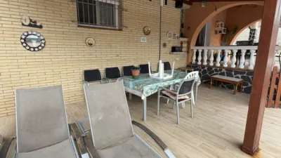 House on Carrer de l'Univers, 1 photo 3