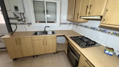 Apartment in Centre-Station Area-Passeig de Joan Maragall photo 11