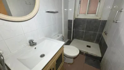 Apartment in Centre-Station Area-Passeig de Joan Maragall photo 16