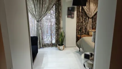Apartment on Carrer de Guatemala photo 16