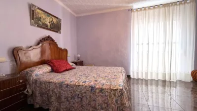 House on Doctor Gomez Ferrer Street, No. 10 photo 12