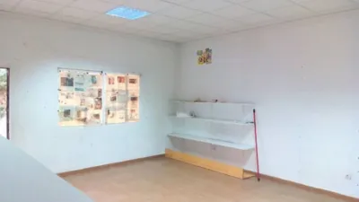 Local comercial en venta en Cerca de Gran Vía - Vista 2