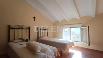 Rustic Chalet in Sierra photo 25