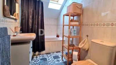 Apartment on Calle de Valencia photo 35