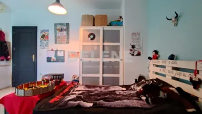 Apartment on Calle de Valencia photo 22
