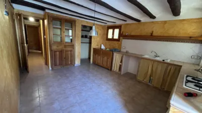 Casa en venta en Plaza de la Iglesia, 1, Castelserás de 72.000 €