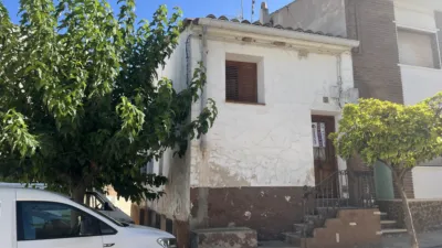 Casa en venta en Plaza de la Iglesia, 1, Castelserás de 72.000 €