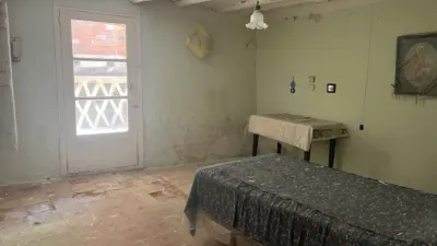 Casa en venta en Calle Rosario, 17, Castelserás de 24.000 €