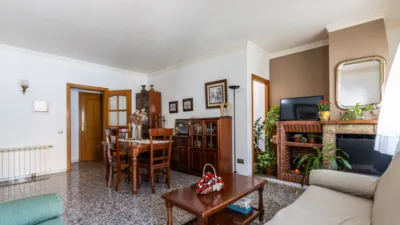 Casa en Carrer de l'Empordà photo 8