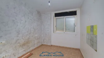 Apartment on Carrer del Segre photo 8