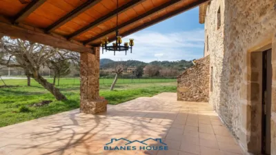 Rustic finca on Calle Diseminat Fogars de La Selva photo 4