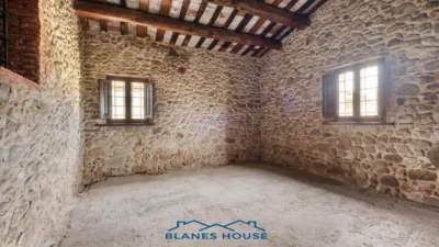 Rustic finca on Calle Diseminat Fogars de La Selva photo 24
