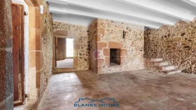 Rustic finca on Calle Diseminat Fogars de La Selva photo 19
