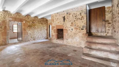 Rustic finca on Calle Diseminat Fogars de La Selva photo 18