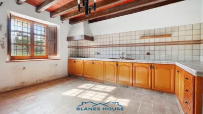 Rustic finca on Calle Diseminat Fogars de La Selva photo 6