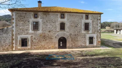 Rustic finca on Calle Diseminat Fogars de La Selva photo 36