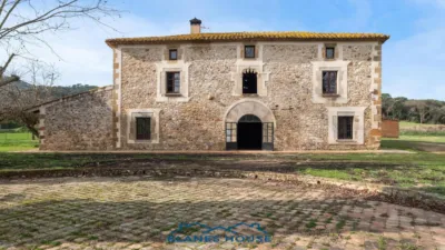 Rustic finca on Calle Diseminat Fogars de La Selva photo 38