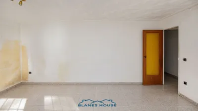 Apartment at Plaça de Medellín, 10 photo 4
