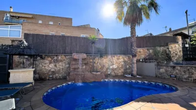 House on Carrer del Mas Torrents, 77 photo 52