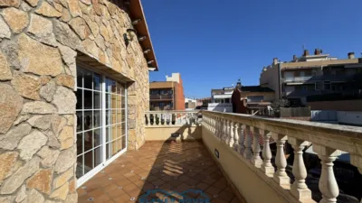 House on Carrer del Mas Torrents, 77 photo 27