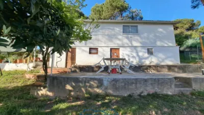 Casa en venta en Carrer Tierno Galván, Urbanitzacions Terrabrava-Tordera Parc (Tordera) de 110.000 €