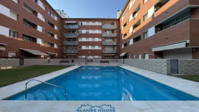 Duplex in Carrer de Pere Codina i Mont photo 3