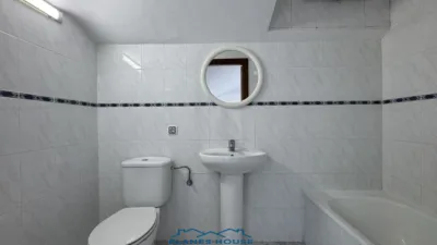 Duplex in Carrer de Pere Codina i Mont photo 6