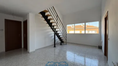Duplex in Carrer de Pere Codina i Mont photo 12