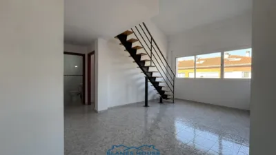 Duplex in Carrer de Pere Codina i Mont photo 23