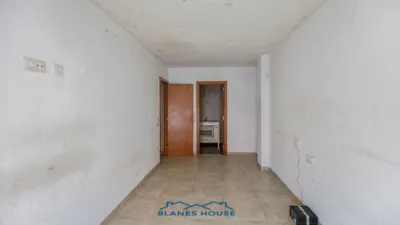 Flat on Carrer de Melilla, 4 photo 14