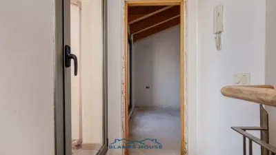 Duplex at Carrer de Montblanc, 1 photo 9