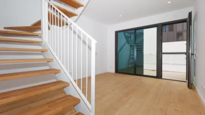 Duplex on Avinguda de Pau Casals photo 6