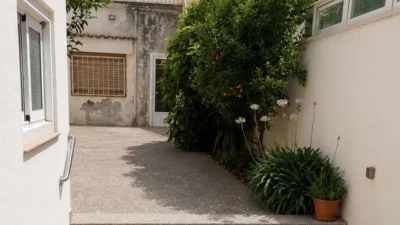 House on Carrer de Cerdanyola photo 3