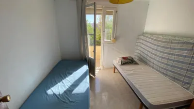 Apartment on Calle de Bañeres photo 2