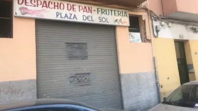 Local comercial en venta en Calle de Francisco Giner de Ríos, 78, Carolinas (Distrito Pla-Carolinas. Alicante - Alacant) de 74.500 €