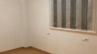 Apartment on Estanislao Figueres Street photo 12