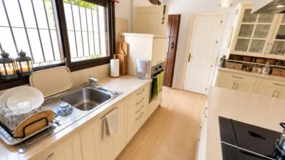 Semi-detached chalet in Núcleo Urbano-Urbanizaciones photo 27